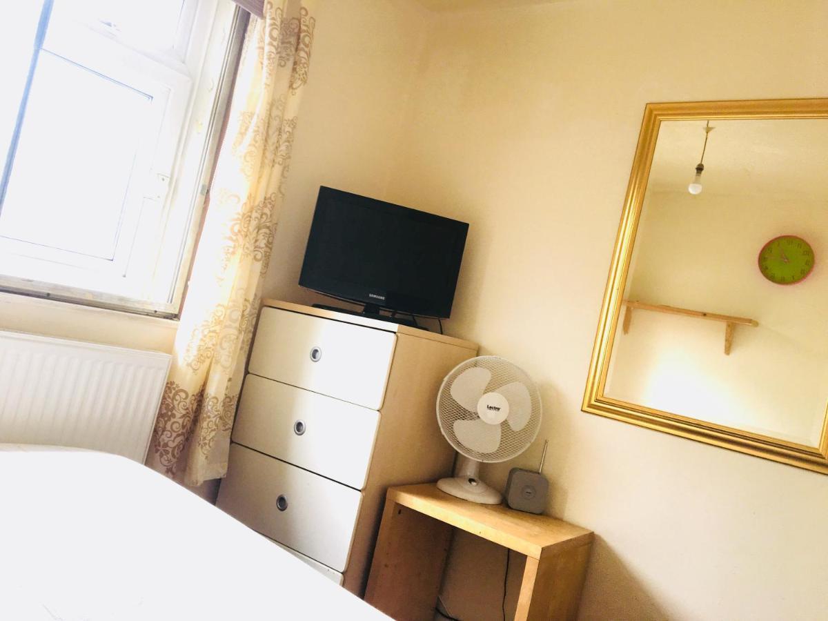 Cosy Room 2 ลอนดอน ภายนอก รูปภาพ